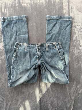 Express Low Rise Flare Leg Blue Denim Jeans Women's Size 6